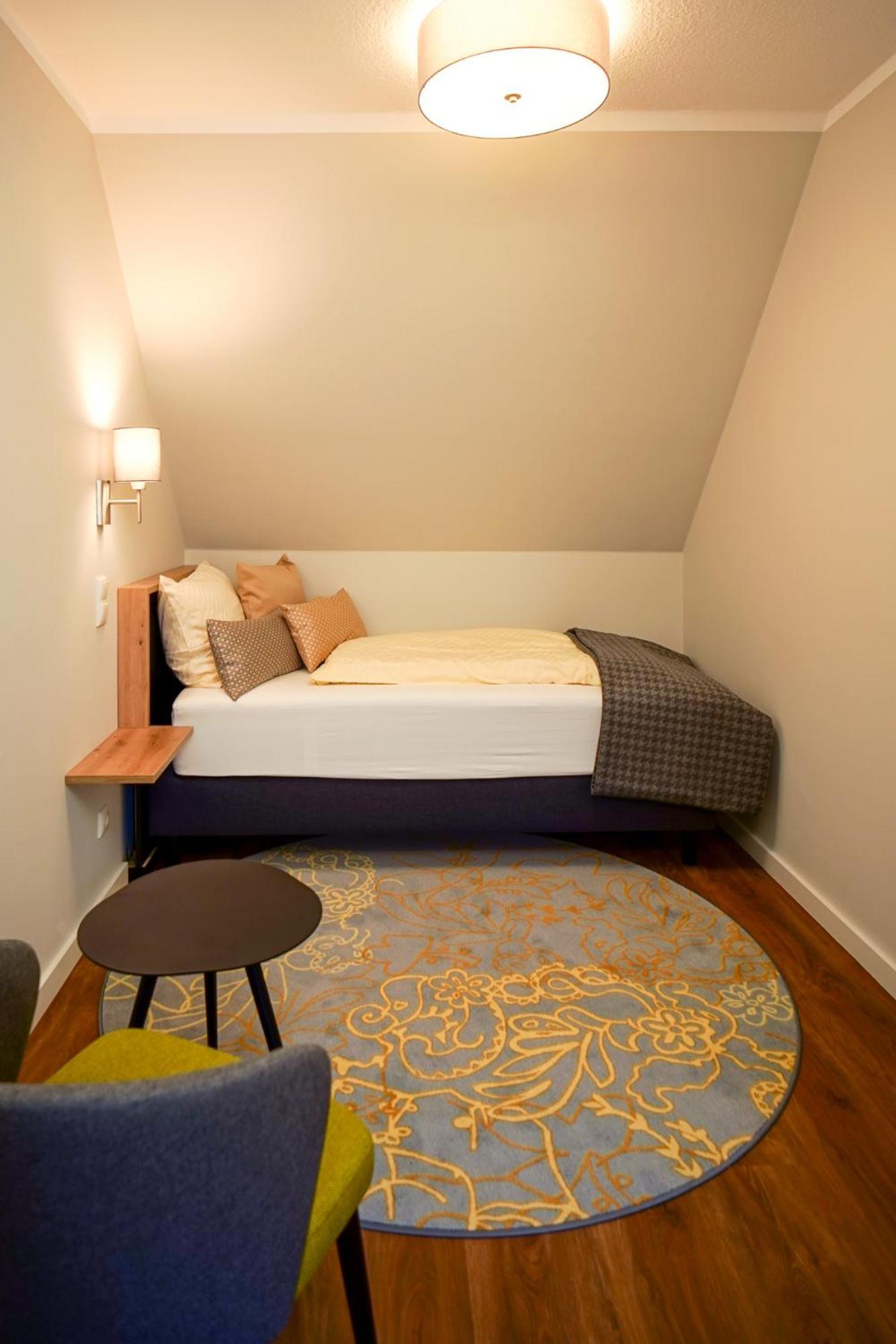 Hotel Lindenhof Bielefeld Bagian luar foto